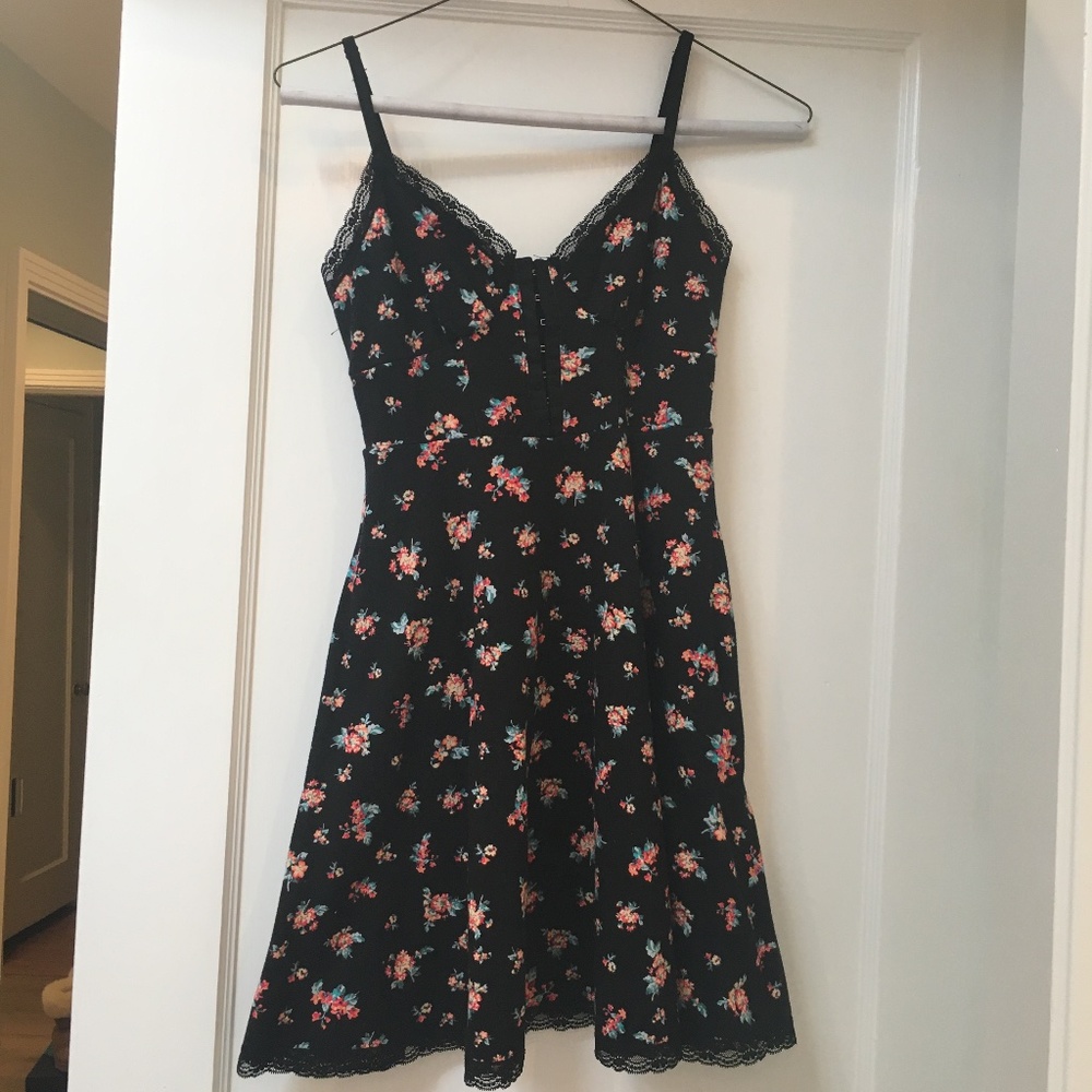 fit and flare, black dress